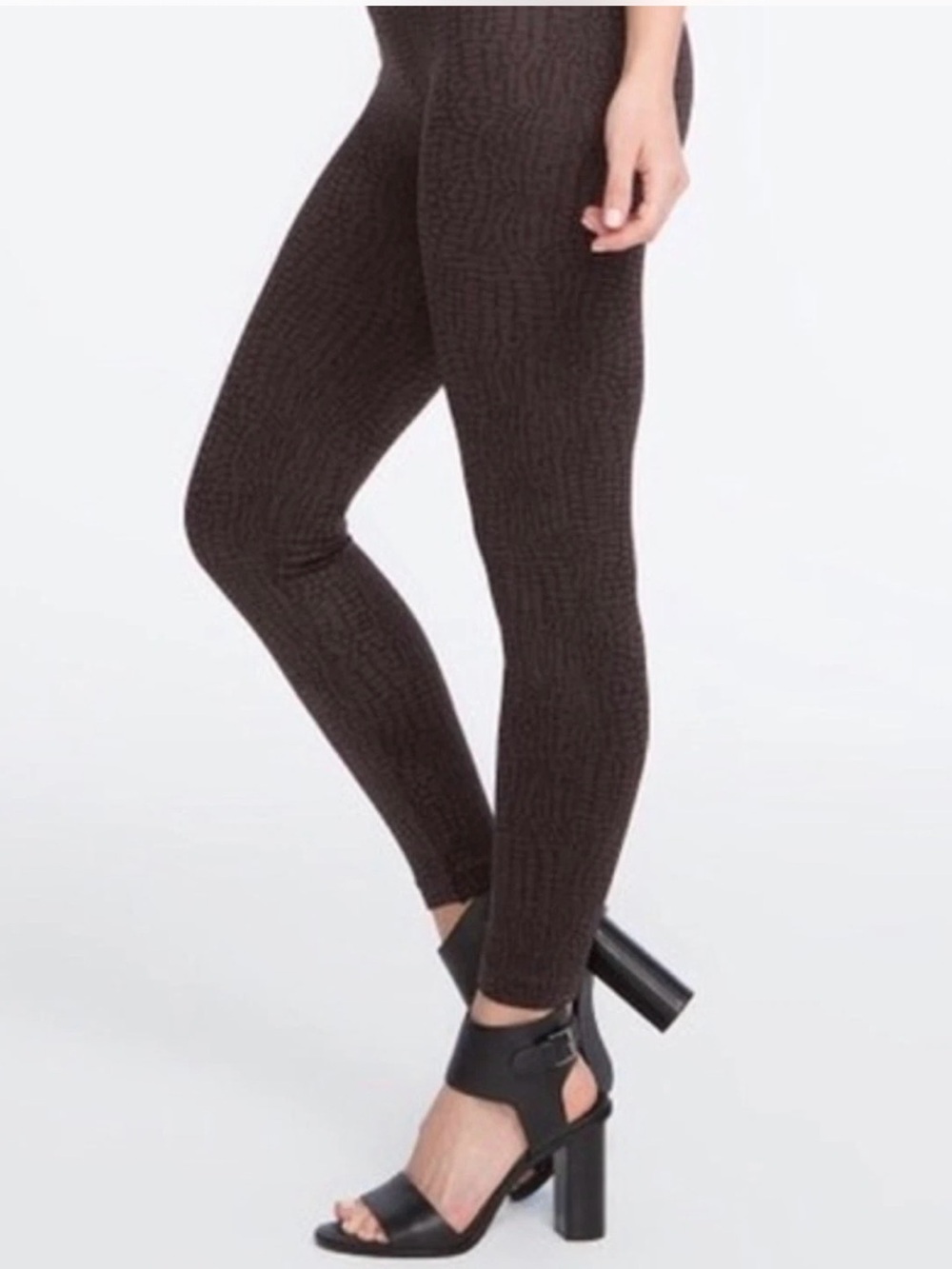 SPANX Look At Me Now Seamless Leggings Brown/Black Crocodile Print Sz Large